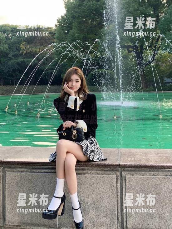 异思趣向-小宝 异思趣向 - 轻音曼舞:小宝的钢琴公主写真合集,流淌在指尖的优美旋律.txt