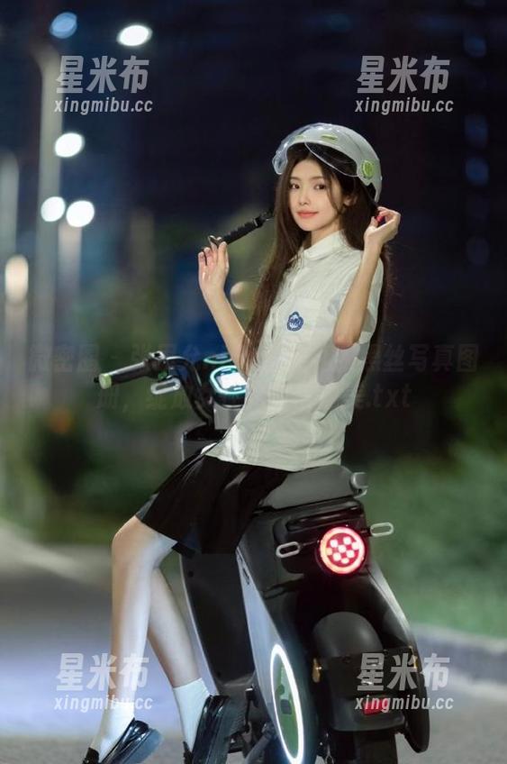 微密圈 - 张思允nice魅惑礼服黑丝写真图册，绽放女性的自信之美.txt