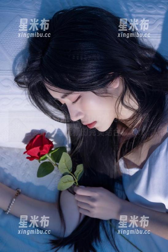 推女神 - 福利放送！Ann尤美灰丝图集，感受清新与优雅的完美结合！.txt