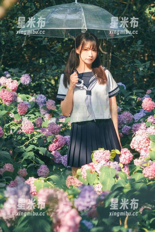 推女神-绮里嘉 推女神 - 绮里嘉办公室高清写真合集:一系列充满创意与风格的职场女神之作.txt