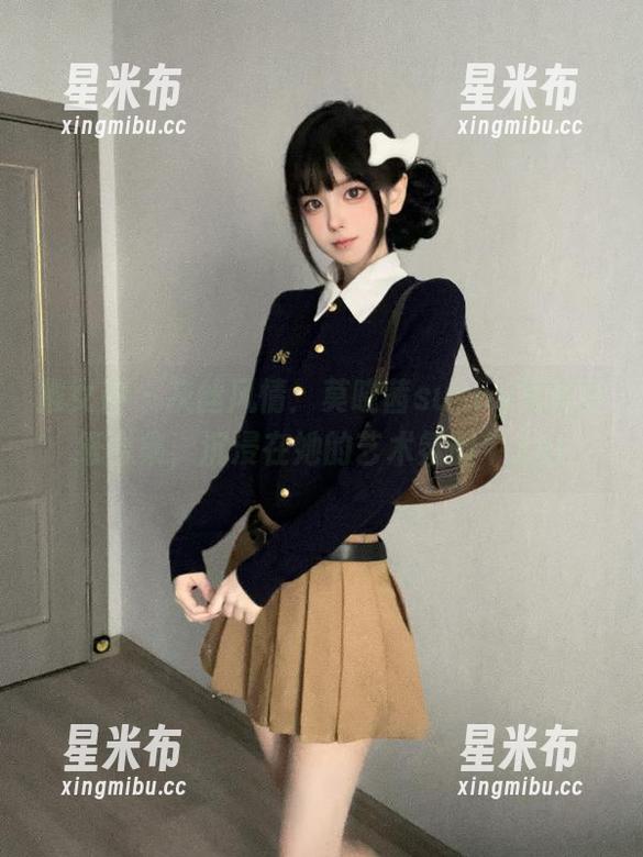 推女神 - 灰丝风情：莫晓茜sunny写真壁纸合集，沉浸在她的艺术氛围中.txt