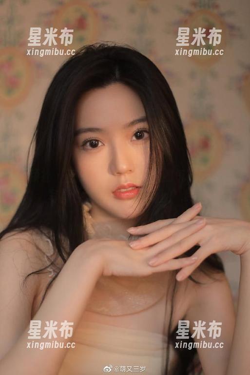 星颜社-星冉 星颜社 - 感受星冉白裙的优雅气息,唯美写真合集图片一并奉上!.txt