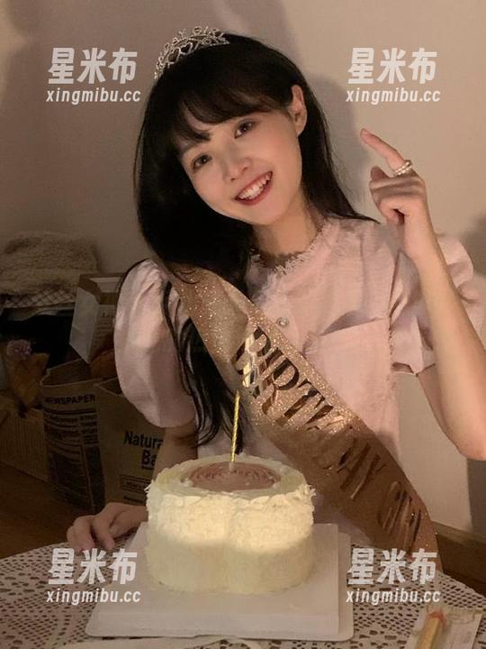 梦丝女神 - 乔儿夏天写真作品集：精选展现的热情与活力.txt