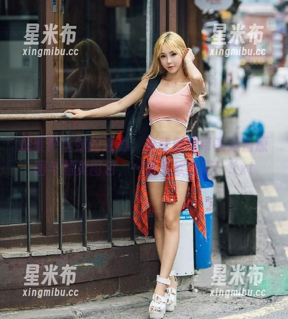 探索肉丝妹的魅力，森萝财团带来超清原图与精美图包，一起来欣赏吧！.txt