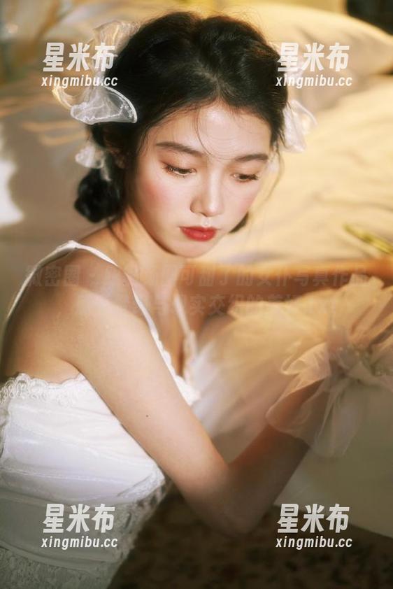 微密圈 - 跟随汤圆可甜了的女仆写真作品，感受梦幻与现实交织的美好.txt