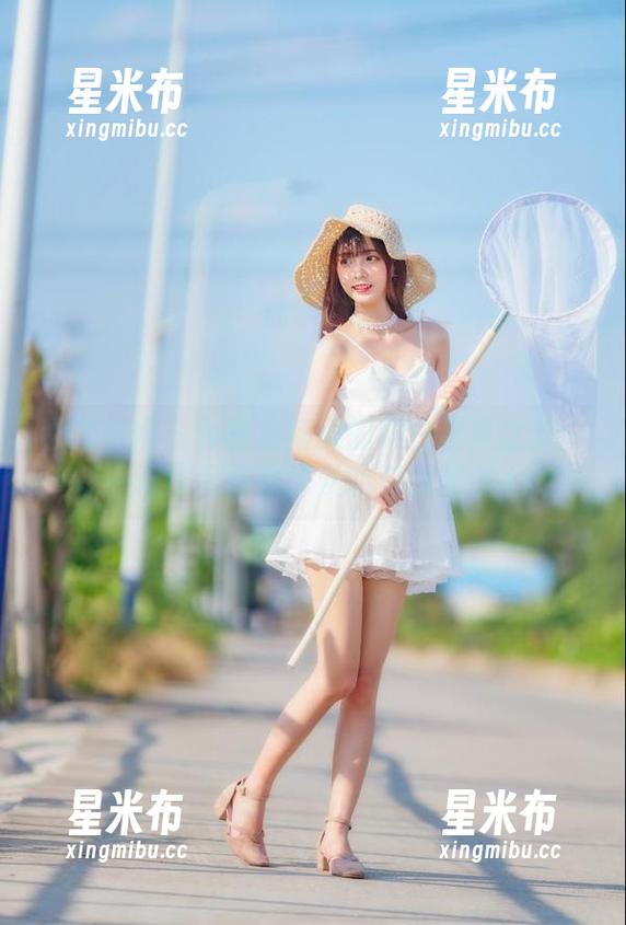 物恋传媒-小晴天 物恋传媒 - 体验小晴天的黑白写真之美:每一幅作品都是珍贵的资源展现.txt