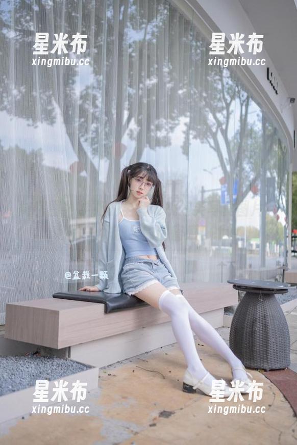 微密圈 - 学姐的全套玫桃泡芙写真图片，秒杀一切糖果的甜蜜感！.txt