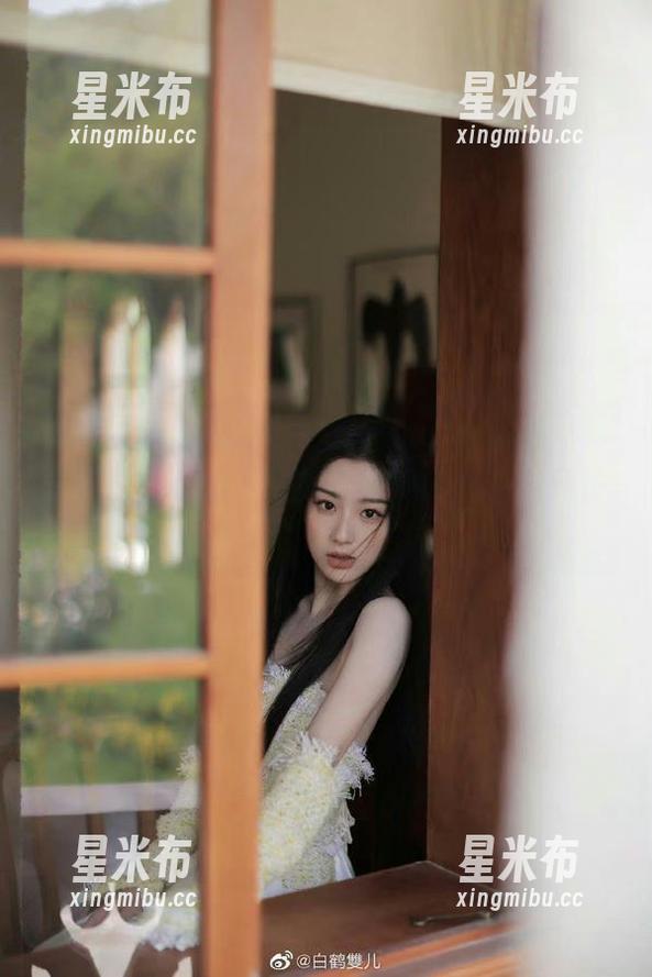 秀人网 - 炎炎夏日，安然maleah的写真集下载已开启，快来体验她的魅力与风情！.txt