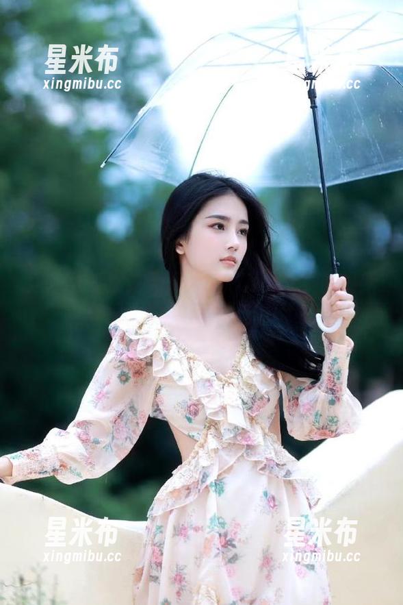 秀人网 - 清纯无限：梦心月分享她的最新美图，捕捉心灵的宁静.txt