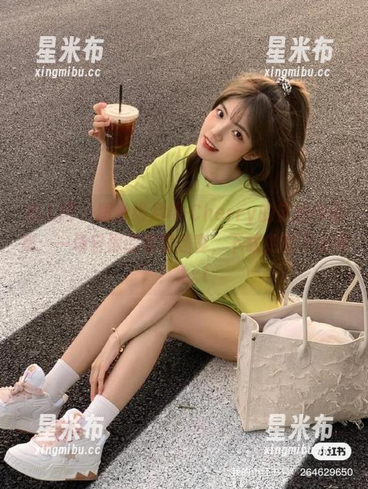 秀人网 - 跟随绯月樱-Cherry的自拍作品集：一场自黑的视觉盛宴，下载绝对不后悔！.txt