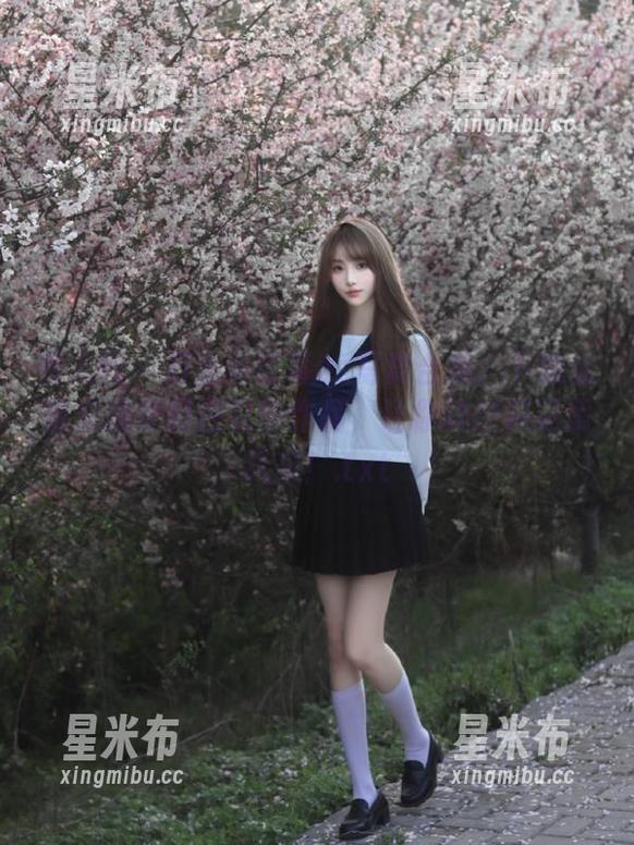 秀人网 - 万圣节草莓zz写真合集：下载这份充满奇幻色彩的作品，让你的庆祝更添风采！.txt