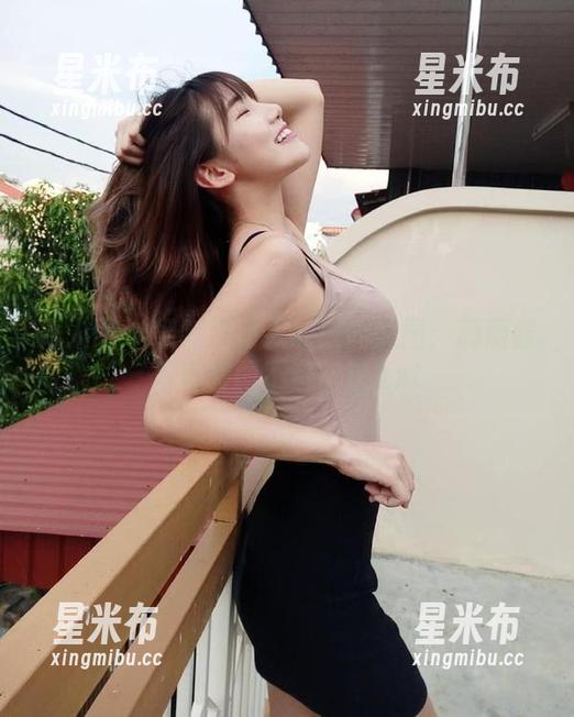 秀人网-薇薇酱 秀人网 - 细腻又动人的校园美图:薇薇酱写真套图不容错过.txt