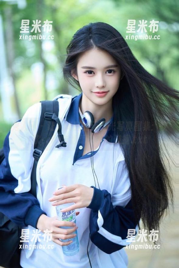 秀人网 - 让人陶醉的无圣光写真图集：软软roro与透明之美的碰撞.txt