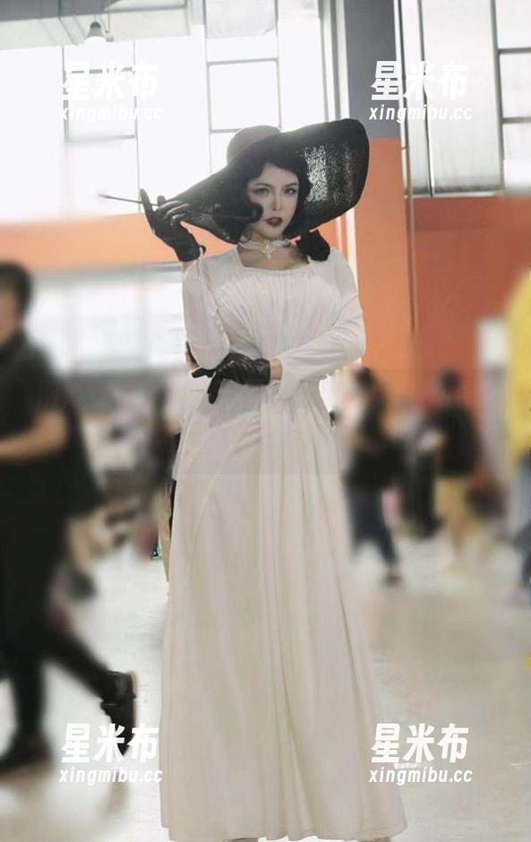 秋和柯基 别再犹豫,快来下载秋和柯基女王美丽写真,超多免费图片等你!.txt