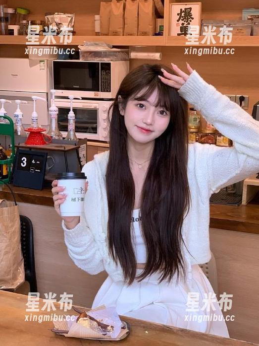 紧急企划-龙崎聆音 紧急企划 - 探秘龙崎聆音白色作品,丰富你的写真资源选择.txt