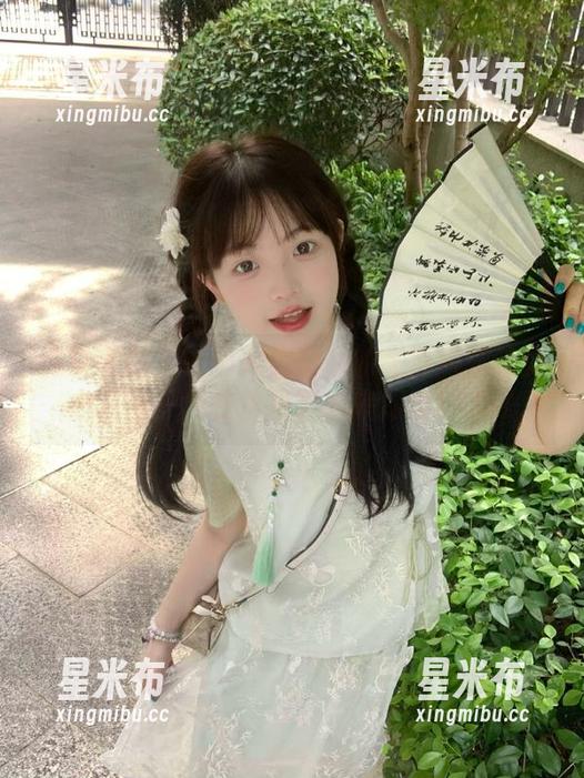 绮梦摄影 - 让你大饱眼福的高清露露连体衣资源，尽在这里等你来探索！.txt