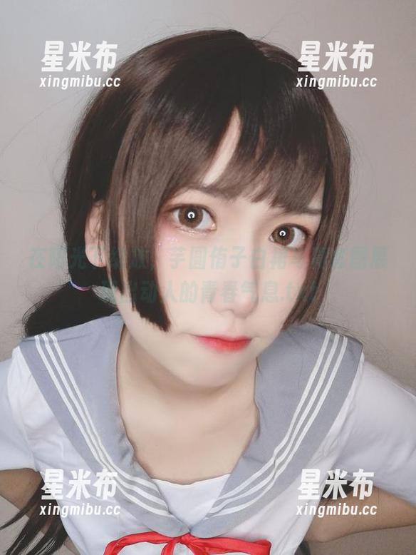 在阳光下绽放，芋圆侑子白裙写真套图展现出动人的青春气息.txt