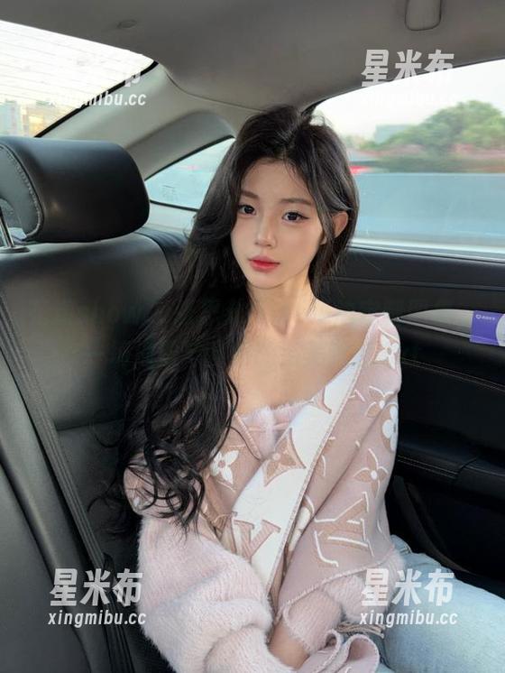 花漾show - 张思允Nice海边定制图集，一场浪漫与自然的完美邂逅.txt
