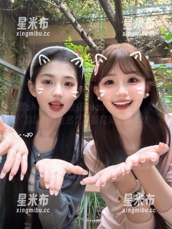花漾show - 赵惟依coco私拍图集：女友的时尚与自然之美的完美呈现.txt