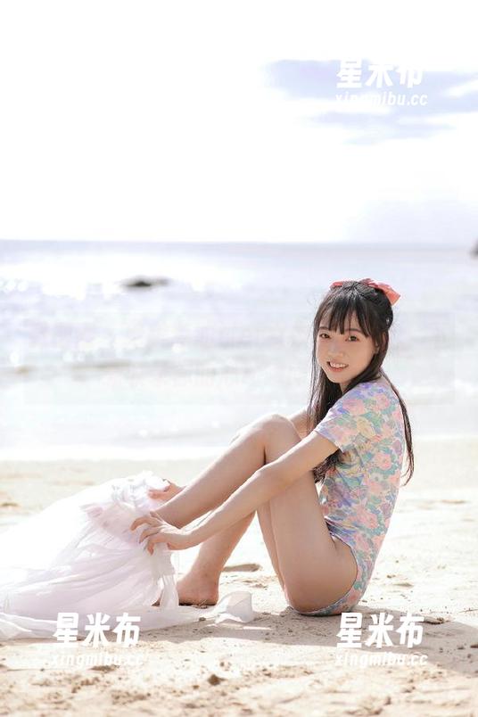 微密圈 - 绝美葱油饼er女友写真图包，下载收录你的心动瞬间！.txt