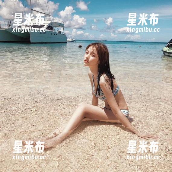 微密圈 - 优雅之美：葱油饼er黑色绸缎裙套图，令人沉醉的视觉作品.txt