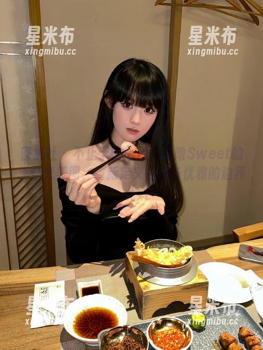 蜜桃社-咕噜Sweet 蜜桃社 - 不止于比基尼!咕噜Sweet的无圣光美图,重新定义性感与优雅的边界。.txt