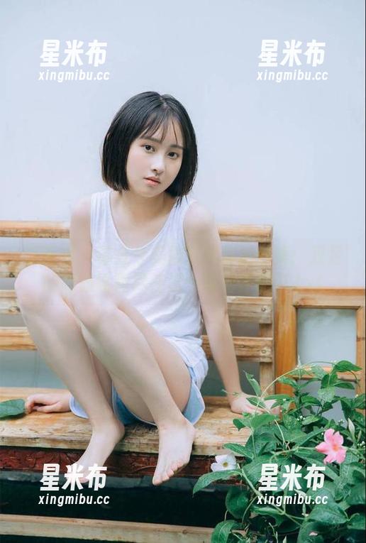 语画界-苏曼兮 语画界 - 苏曼兮美脚艺术精选合集:双足的高雅诠释尽在这一系列作品中.txt