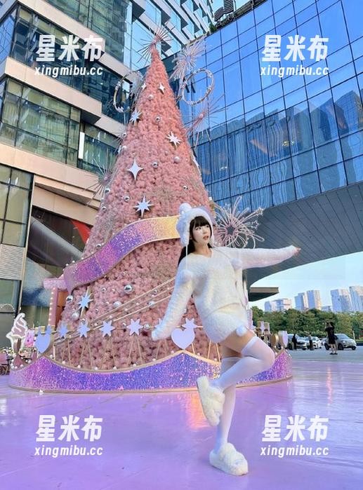 贝贝琪Becky果穗作品欣赏：每一张照片都是一幅动人的原图.txt