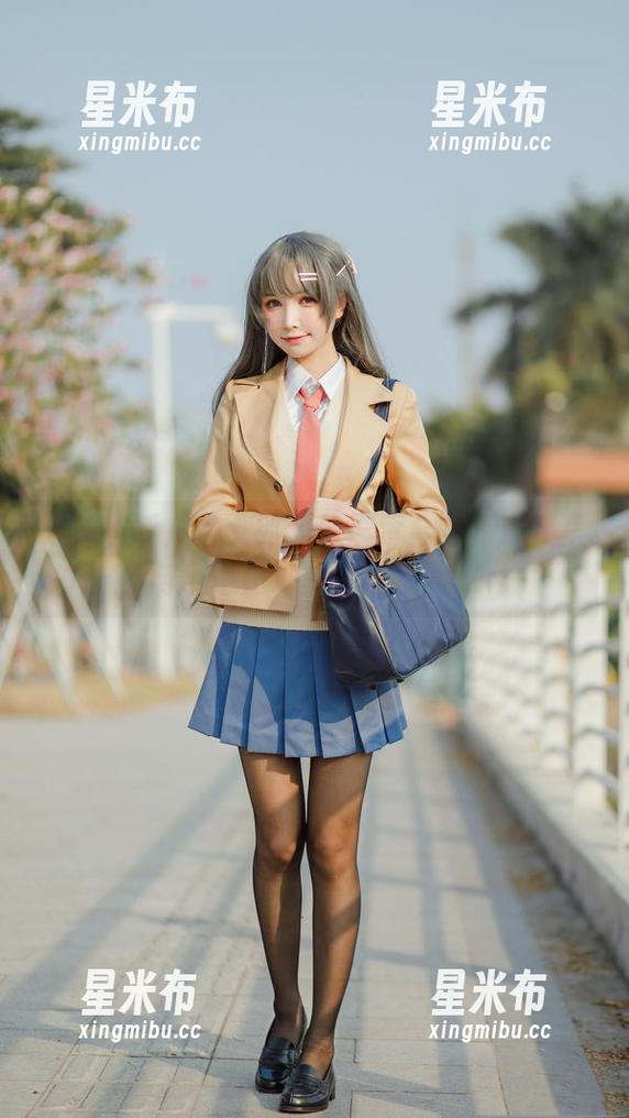 超级小禾儿兔女郎风格展示合集：精致写真与创意图册的完美融合.txt