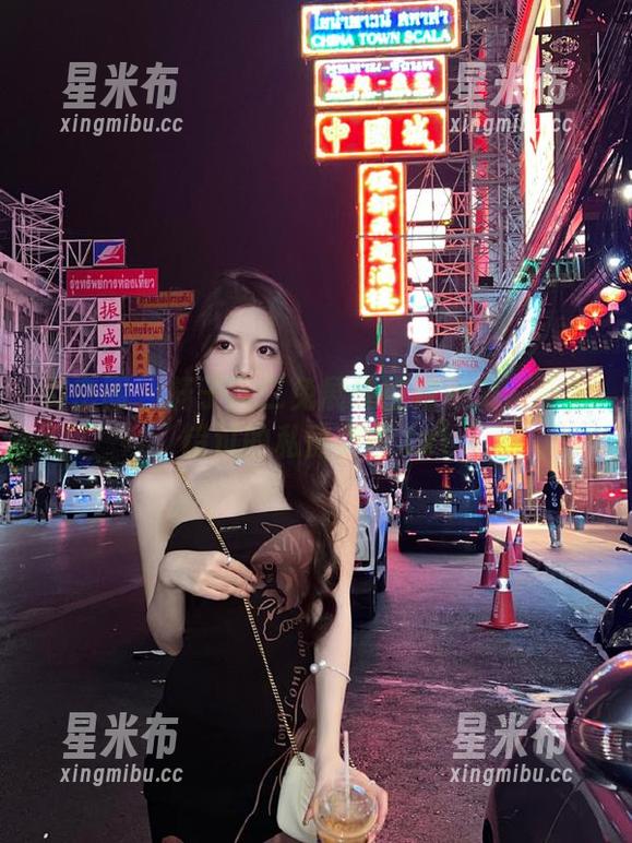 轩子巨二兔 微密圈 - 轩子巨二兔展现空姐魅力:不容错过的私房美图.txt