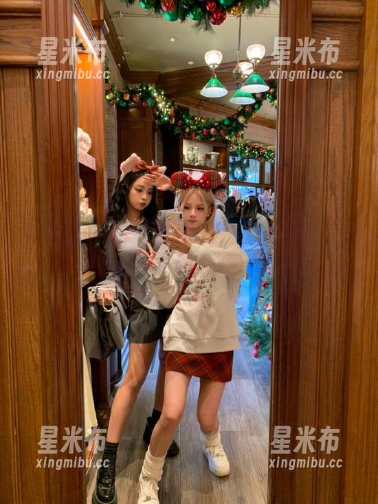 微密圈 - 探索软妹小九九的粉色宇宙：迷人写真资源图集，甜美无限.txt