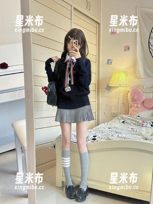 轰趴猫 - 深入苏小暖的美腿写真世界，美图为你开启视觉盛宴.txt