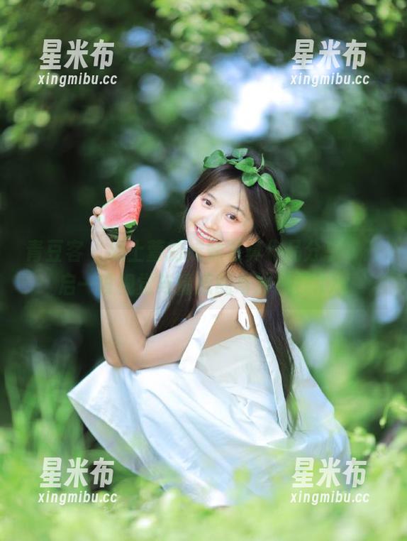 青豆客 - 杨上萱的妹妹写真作品分享，开启一段视觉与情感的奇妙旅程.txt