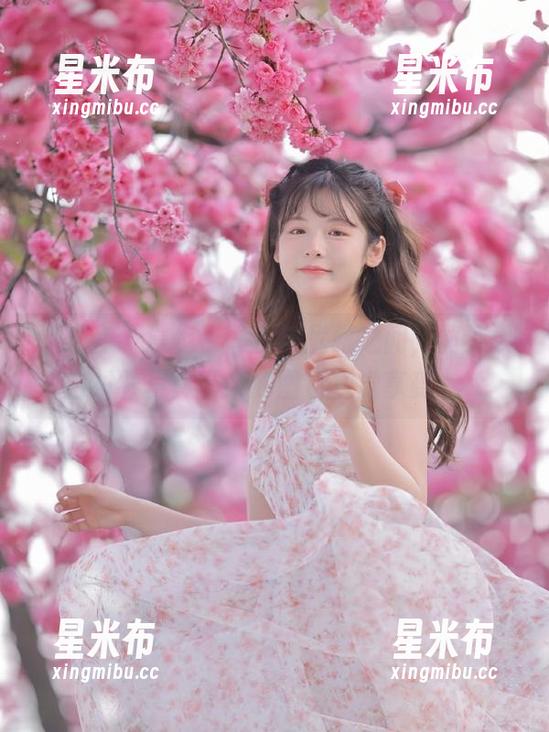 青豆客-黄梦羡 青豆客 - 漫步于青春与优雅之间,黄梦羡白衬衫写真带来的图包视觉享受.txt