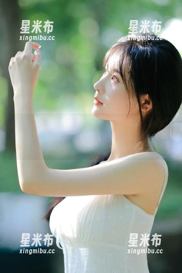 向您推荐黑猫猫ovo的OVO索尼子精选作品，感受她写真背后的动人故事与图片.txt
